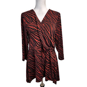 Chaus New York Tunic Top size Extra Large Dark Red Black Stripes Slinky Stretch